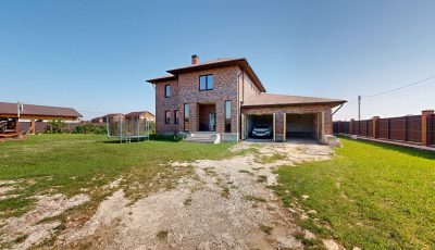 Виртуальный тур по участку с двумя домами в Юдино 3D Model